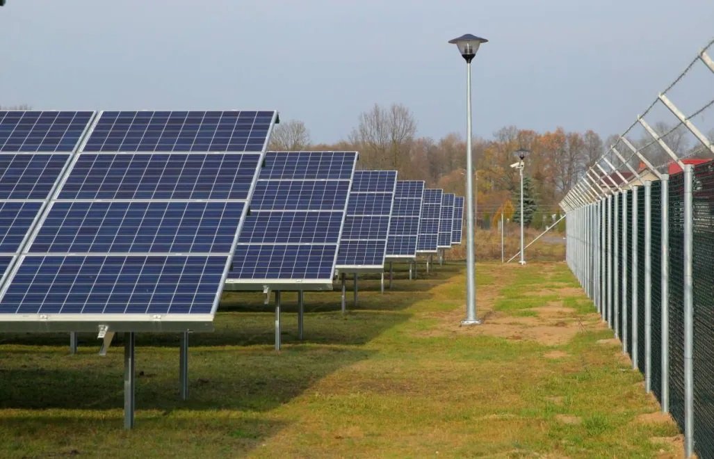 W ramach Ciechanowskiego Klastra Energii ruszyła budowa farmy fotowoltaicznej