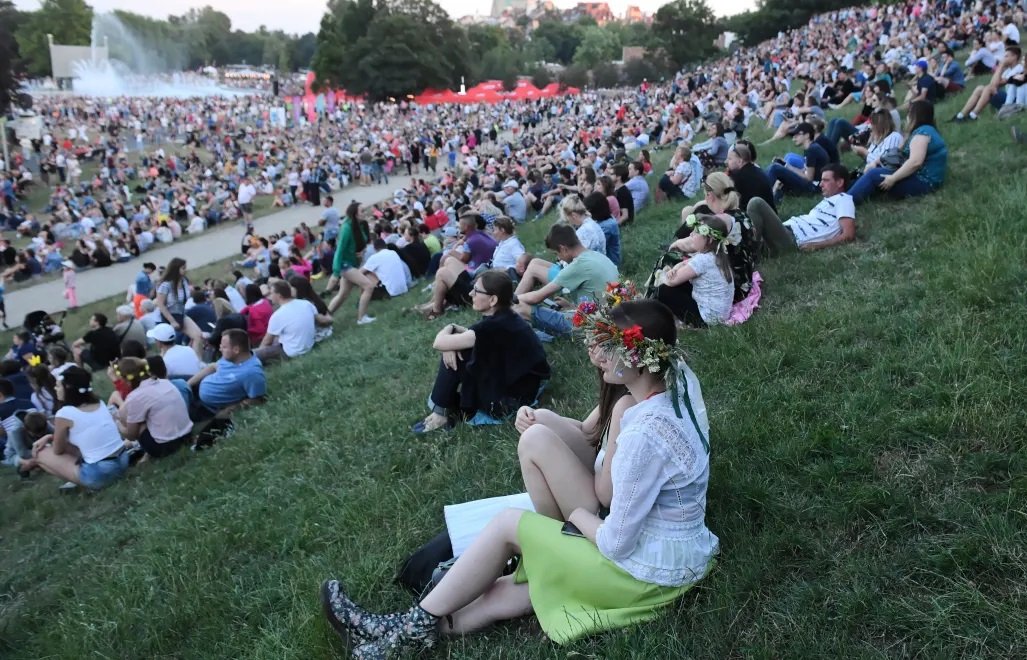 Wianki nad Wisłą 2025 – święto lata w Warszawie. Kiedy i gdzie? Jakie atrakcje czekają?