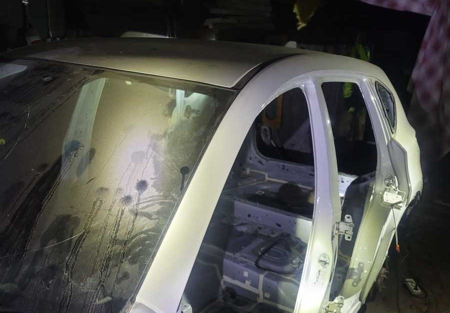 Policjanci znaleźli skradzioną mazdę – widok był szokujący!