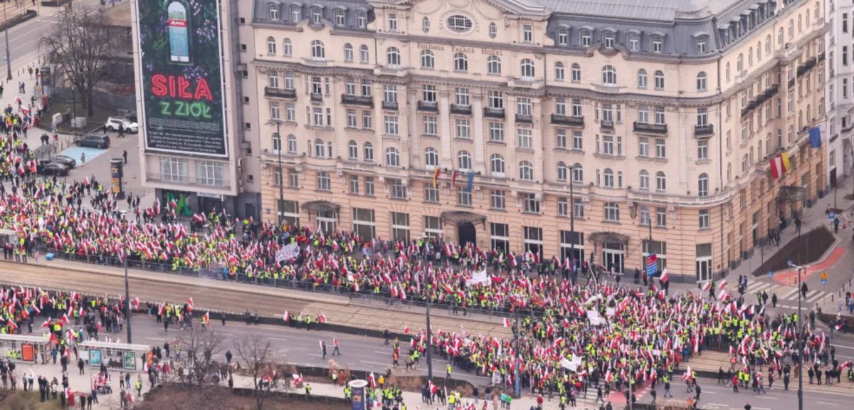 Warszawa/ W sobotę utrudnienia w ruchu z powodu dwóch zgromadzeń w centrum