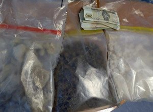 Blisko 1,5 kg narkotyków w mieszkaniu płocczanina. 40-latek usłyszał zarzuty