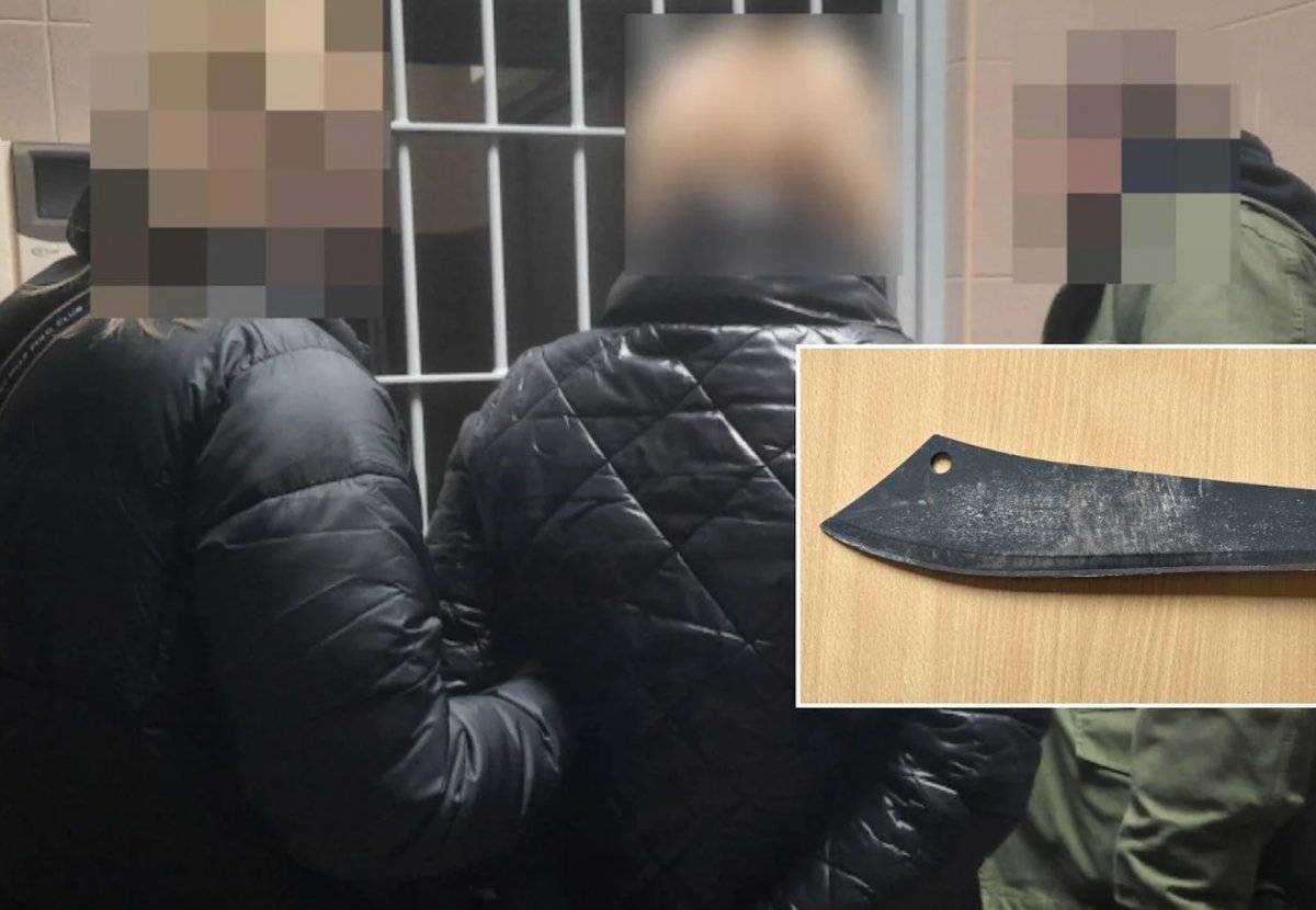 Awantura na Woli. 41-latka z maczetą zaatakowała sąsiadki