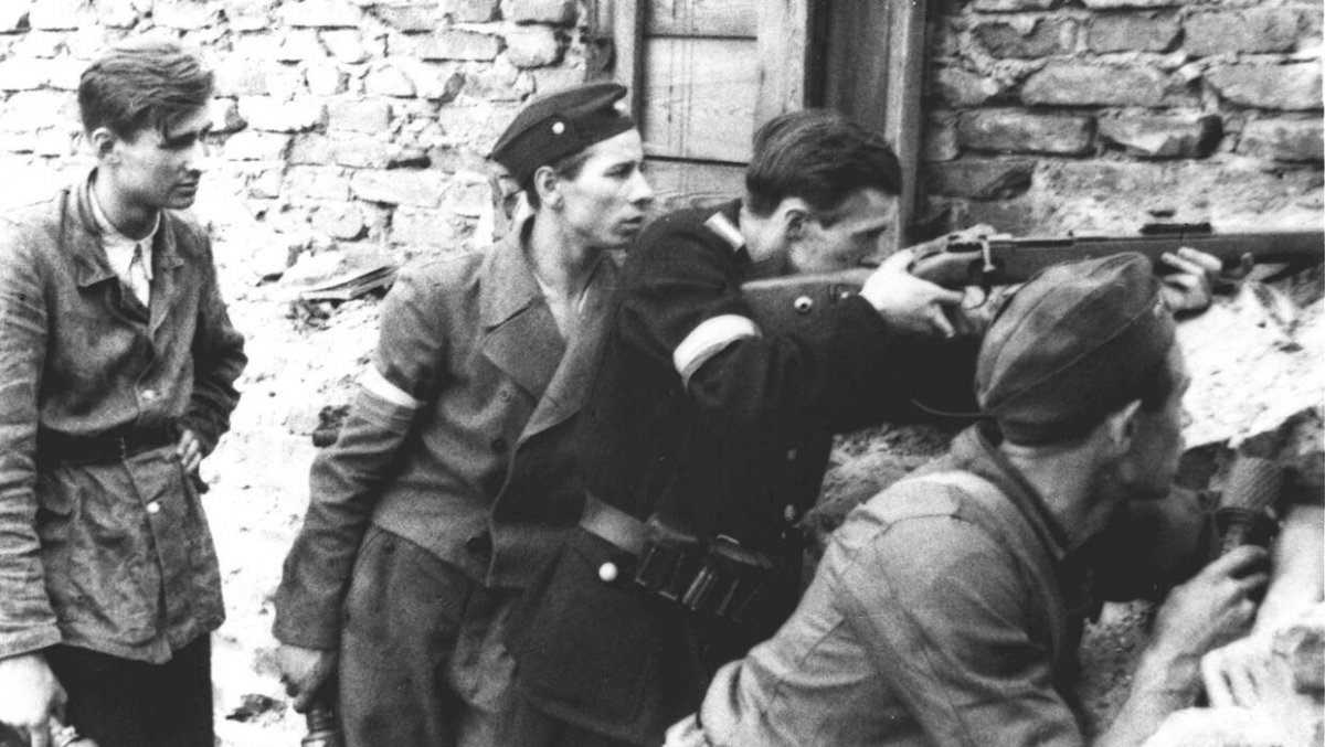 Warszawa walczy z pamięcią? Muzeum Pamięci Powstania Warszawskiego zamknięte!
