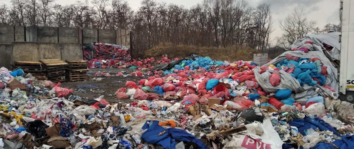Niebezpieczne odpady medyczne ujawnione w Płocku