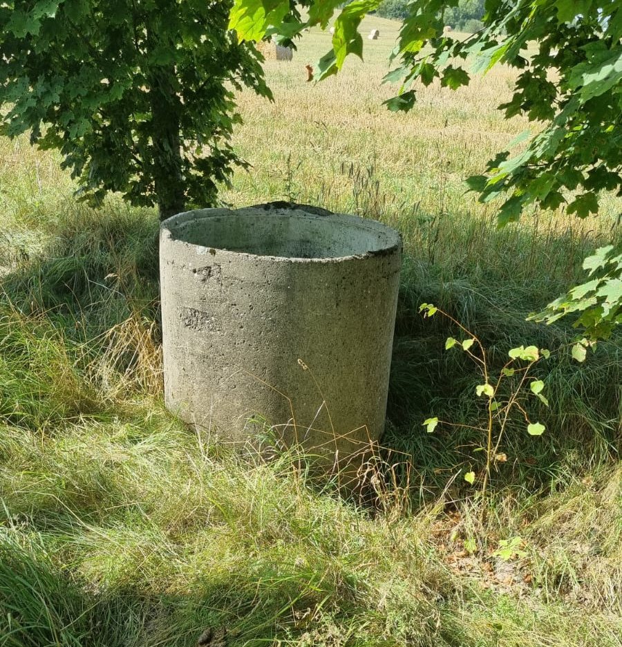  Ciało zaginionego 74-latka znalezione w studni. Zatrzymano jego 70-letniego znajomego 