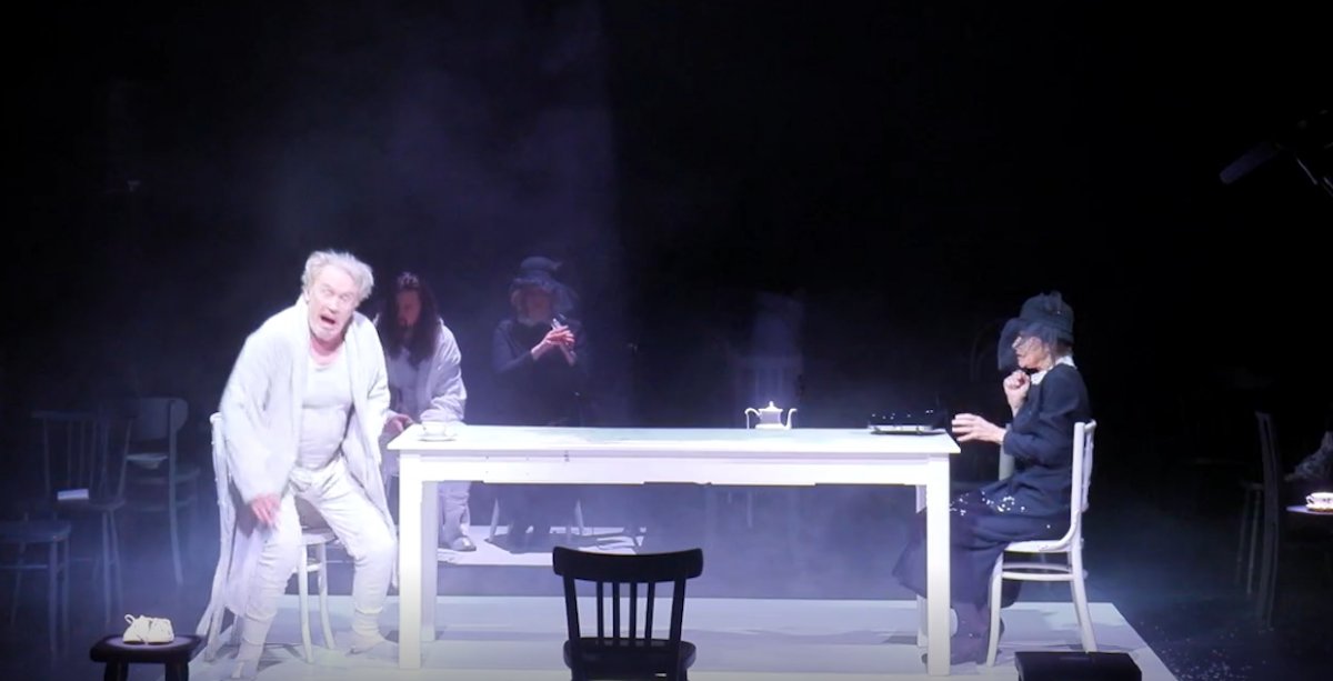 Magia Teatru: Prapremiera „Przebłysków” w Stolicy