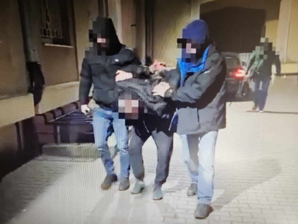 Zaatakował nożem trzech mężczyzn