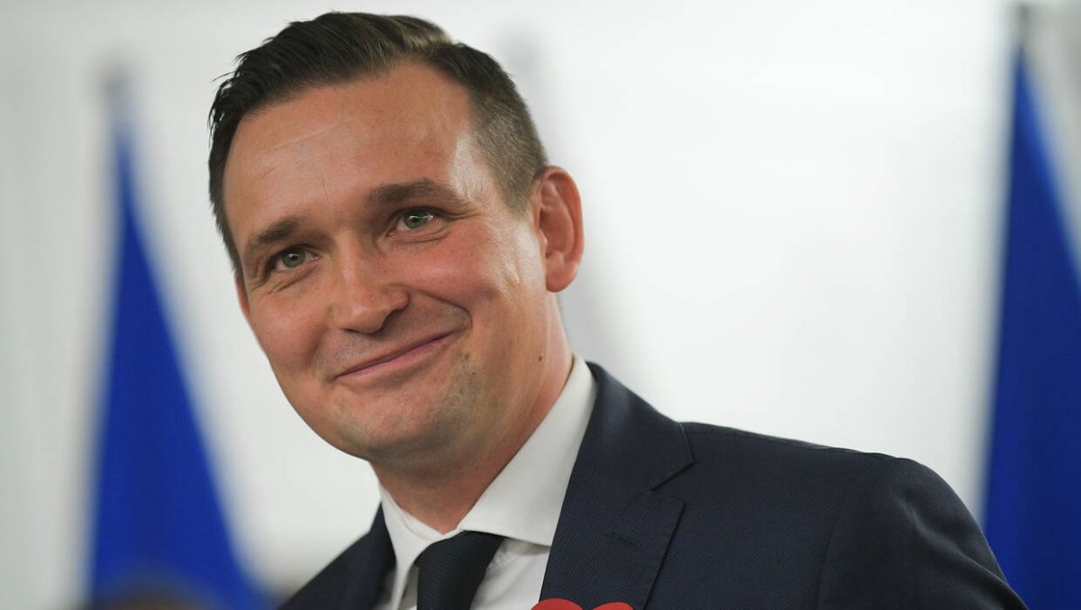 Wiceminister Michał Jaros o reklamie piwa: Jesteśmy zwolennikami, żeby ograniczyć promocję
