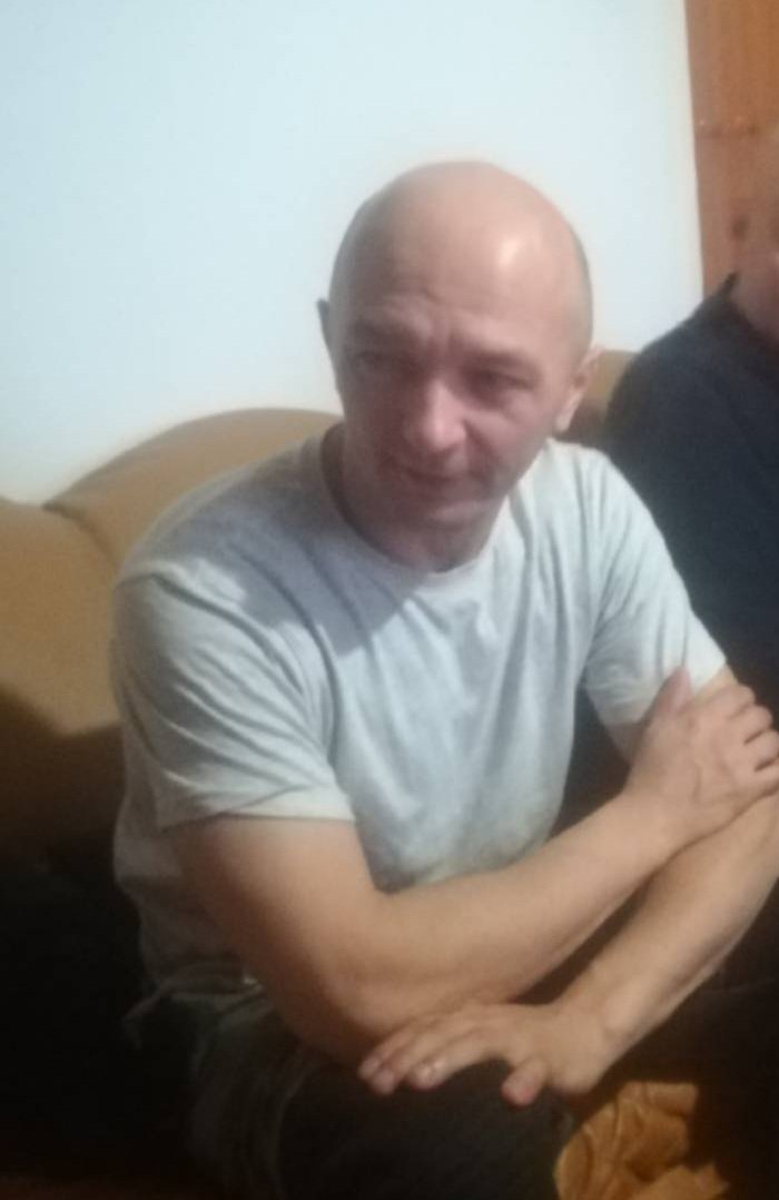 Zmarła kobieta z raną kłutą pleców. Sprawca zbrodni poszukiwany 