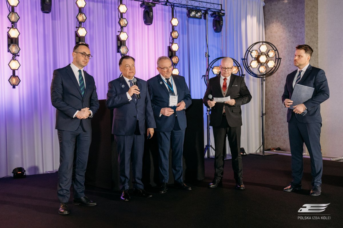 Marszałek Adam Struzik został uhonorowany odznaką „Zasłużony dla kolejnictwa”