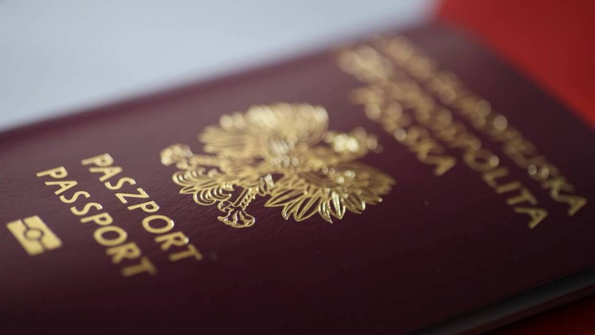 Najlepsze paszporty świata – Polska na wysokiej pozycji