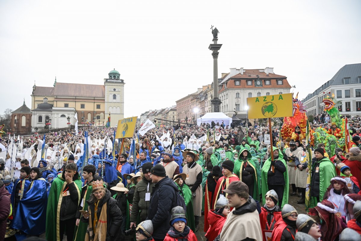 Abp Galbas: chrześcijaństwo jest powszechne; Bóg daje się poznać także tym, którzy są daleko [ZDJĘCIA]