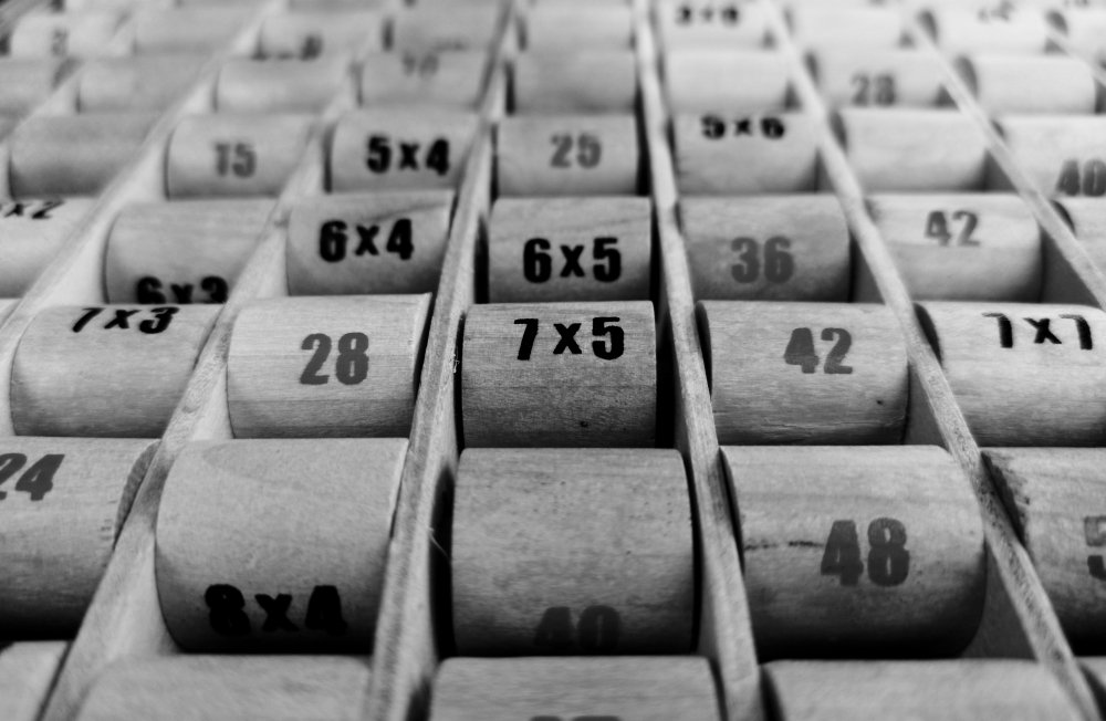 Matematyka: pierwszy bastion, który padnie przed potęgą AI – czy jesteśmy gotowi?