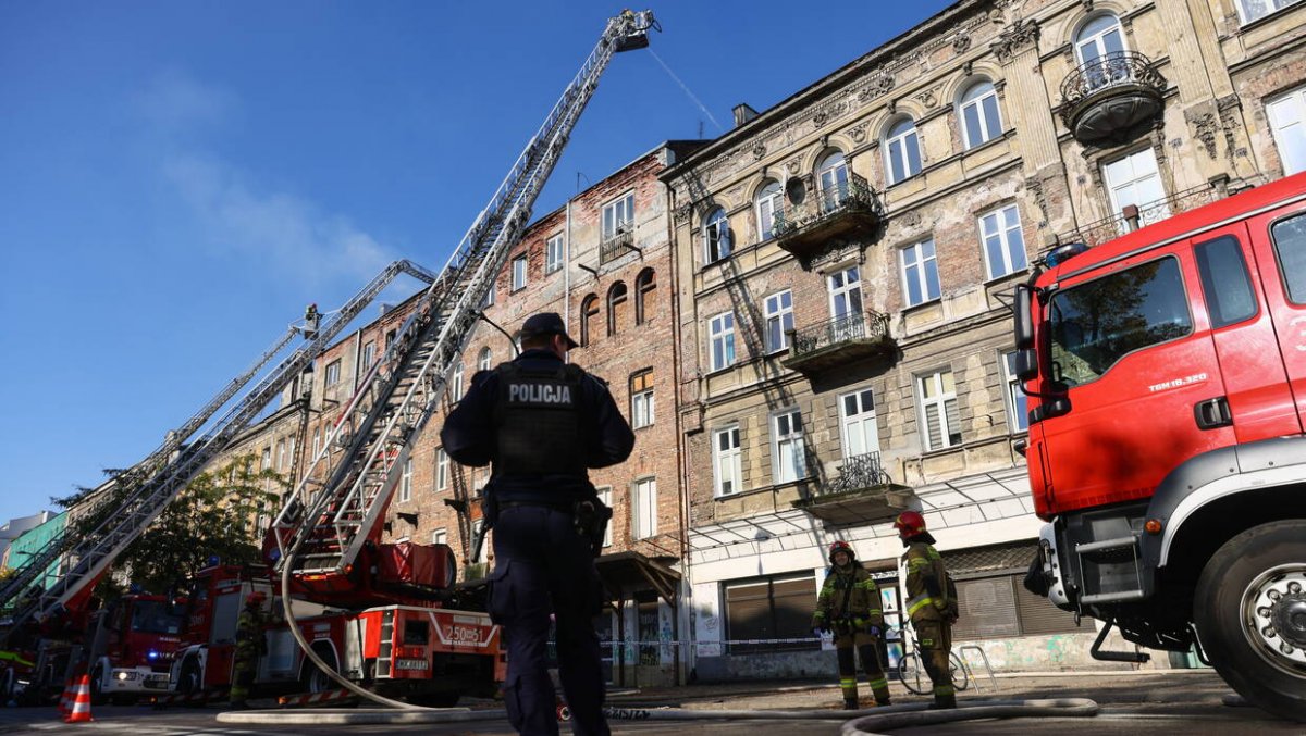 Pożar kamienicy w Warszawie. Ewakuowano mieszkańców