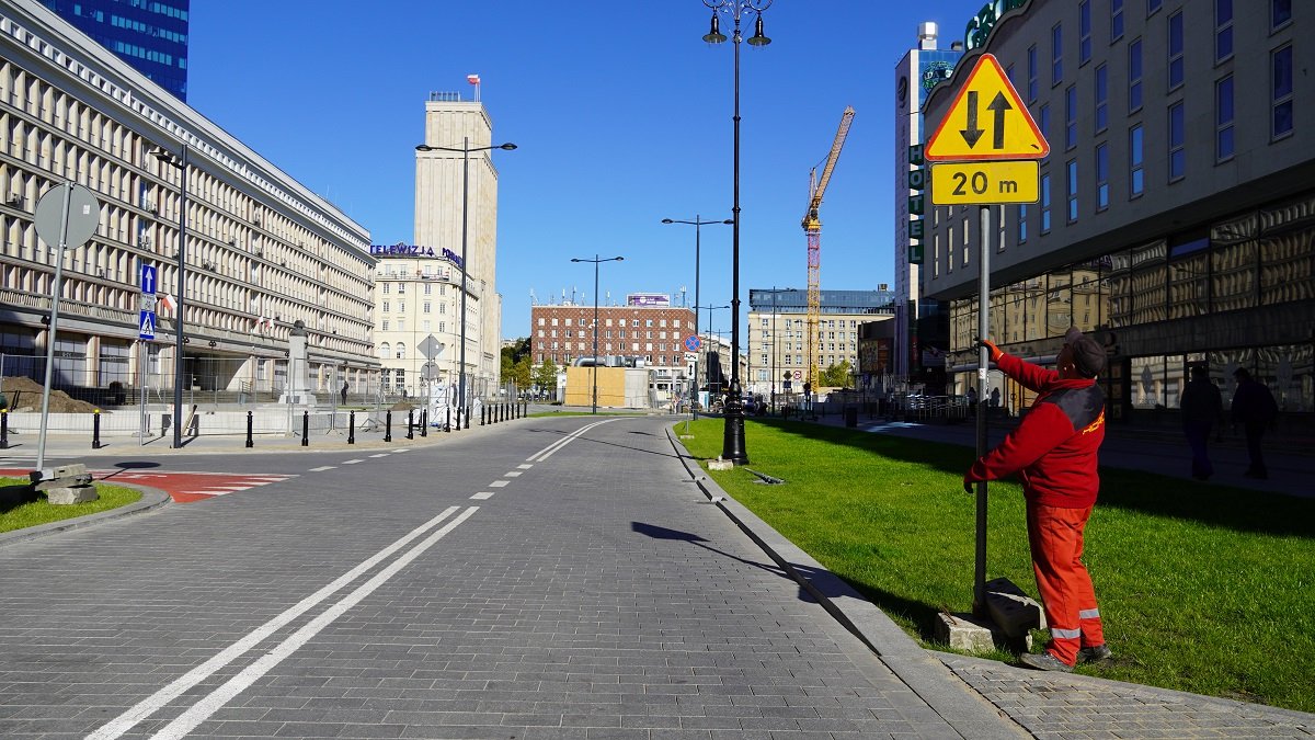 Nowy wyjazd z placu Powstańców Warszawy już otwarty!