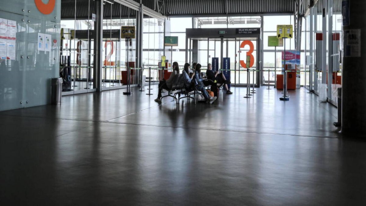 Sierpniowy ruch na Lotnisku Modlin – co się zmieniło?