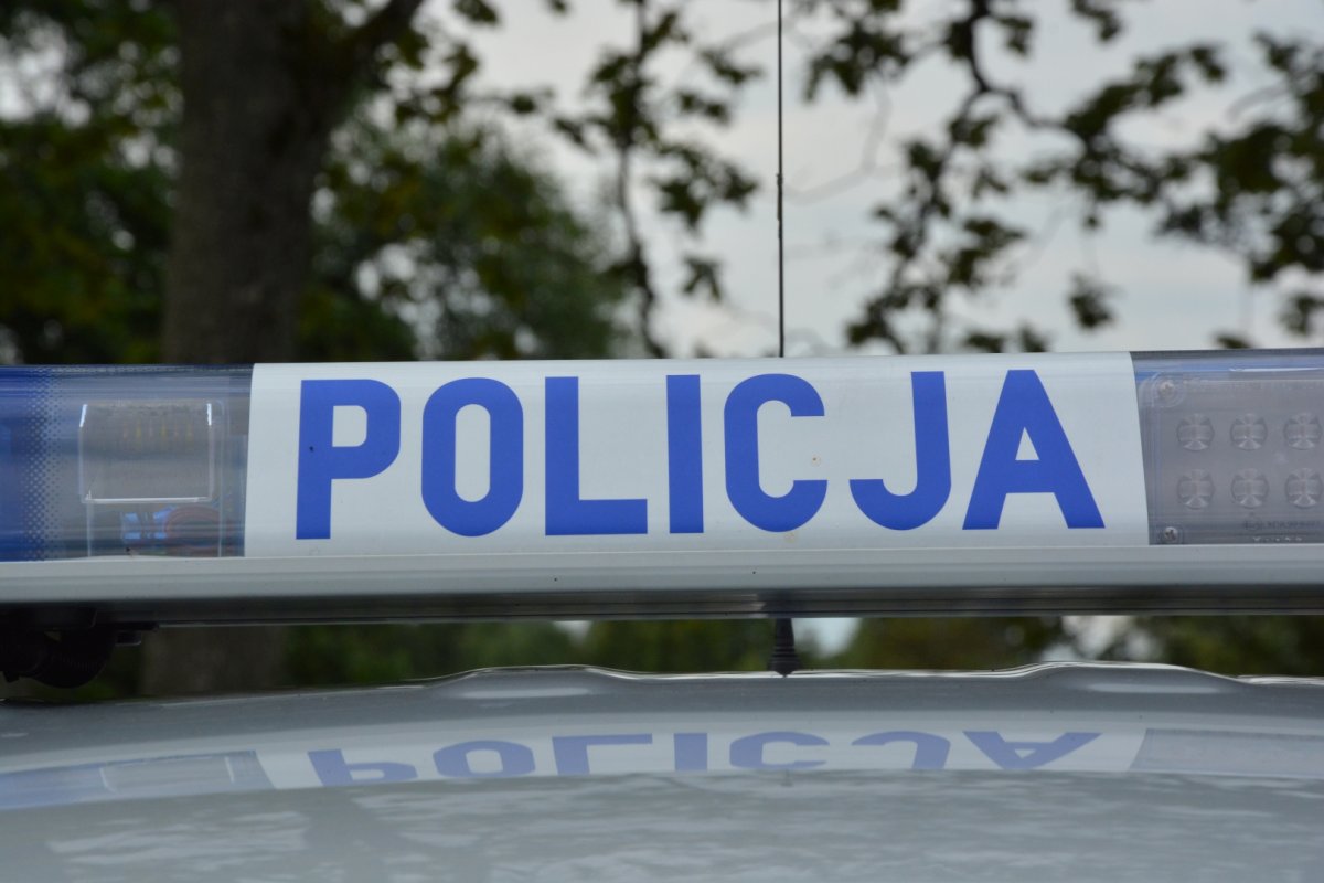 Zranił nożem policjantów na Mokotowie, Zmarł w szpitalu po postrzale