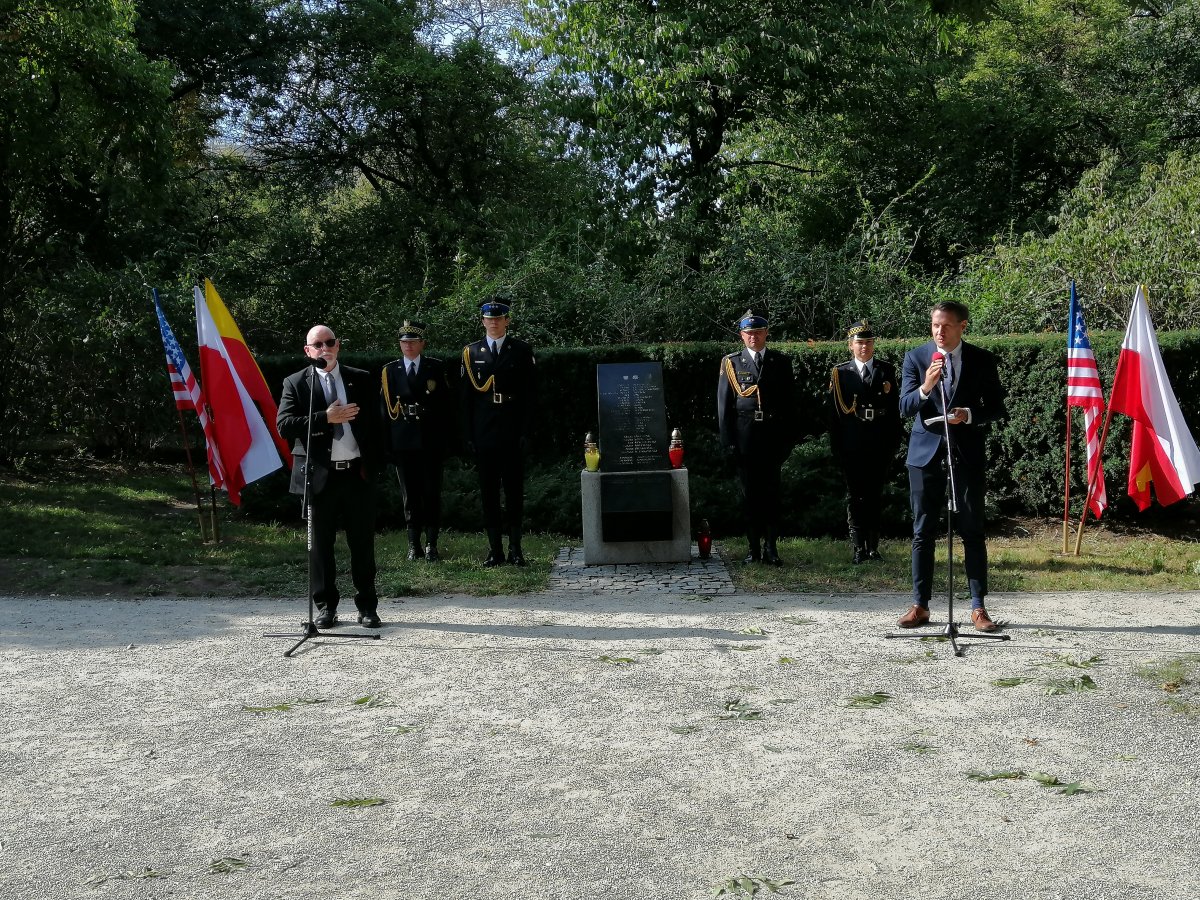[NASZE WIDEO] Warszawa pamięta o ofiarach zamachu na WTC