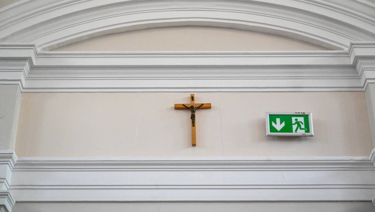 Powrót symboli religijnych do warszawskich urzędów?