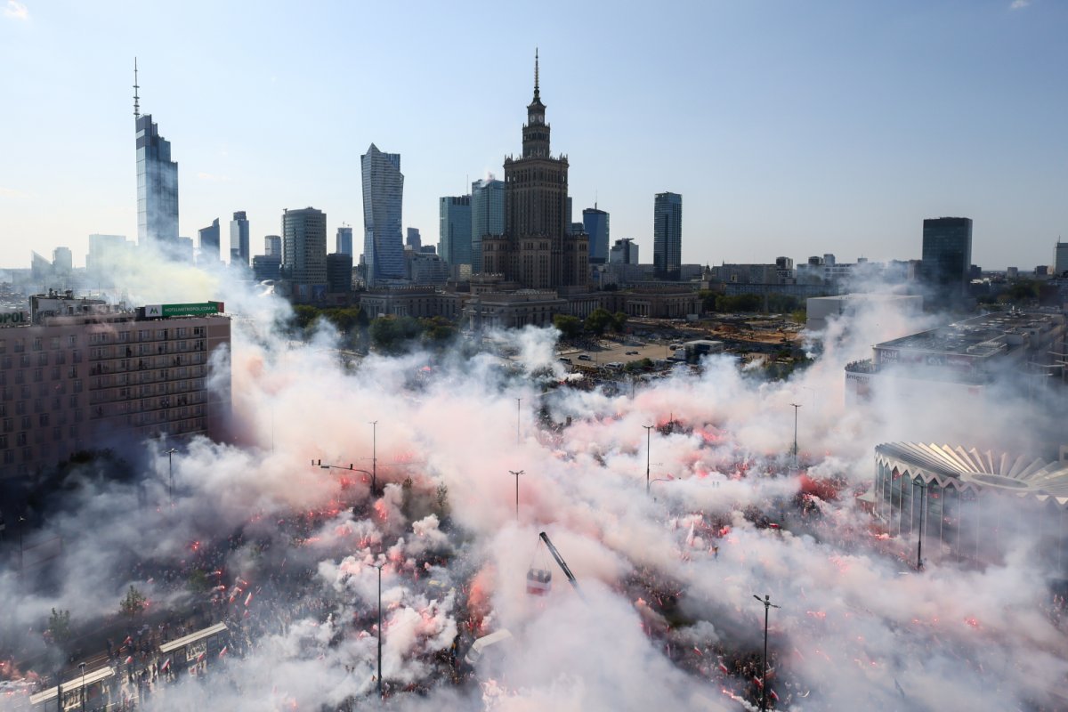 Warszawa oddała hołd w godzinę 