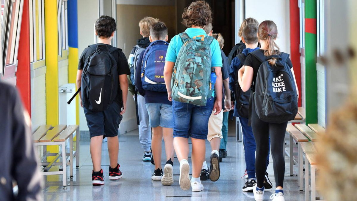 Uczniowie z terenów poszkodowanych przez żywioł mogą otrzymać zasiłek losowy
