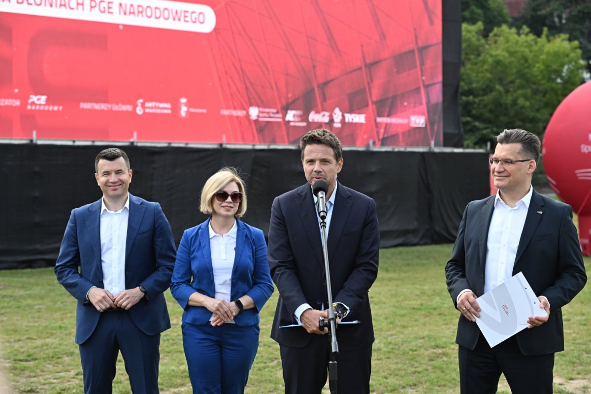 Ile kosztowała Warszawska Strefa Kibica?
