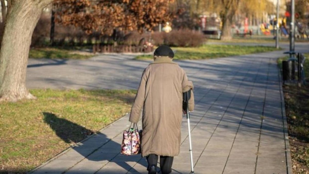 Uwaga! Oszuści dzwonią do seniorów