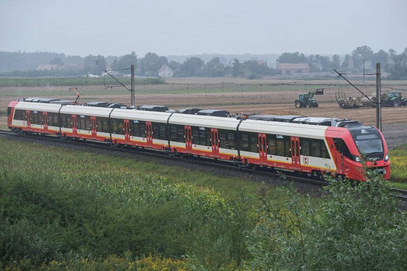  Pociągi SKM, KM i WKD wracają na stałe trasy