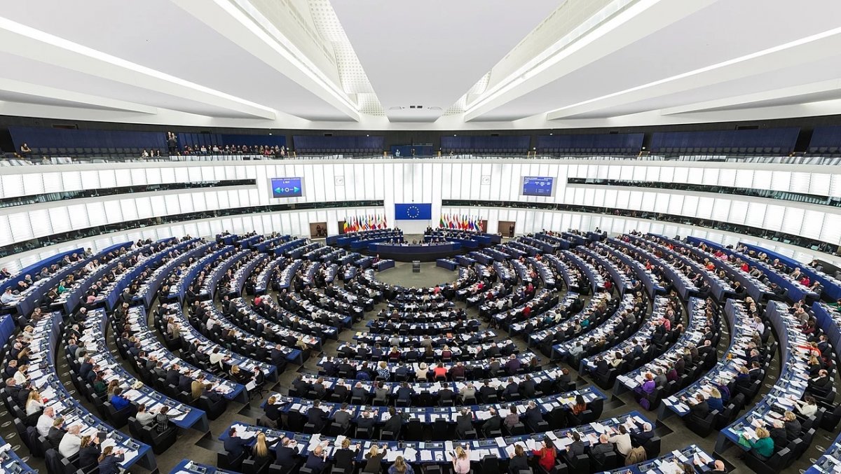 Najliczniejsza znów Europejska Partia Ludowa