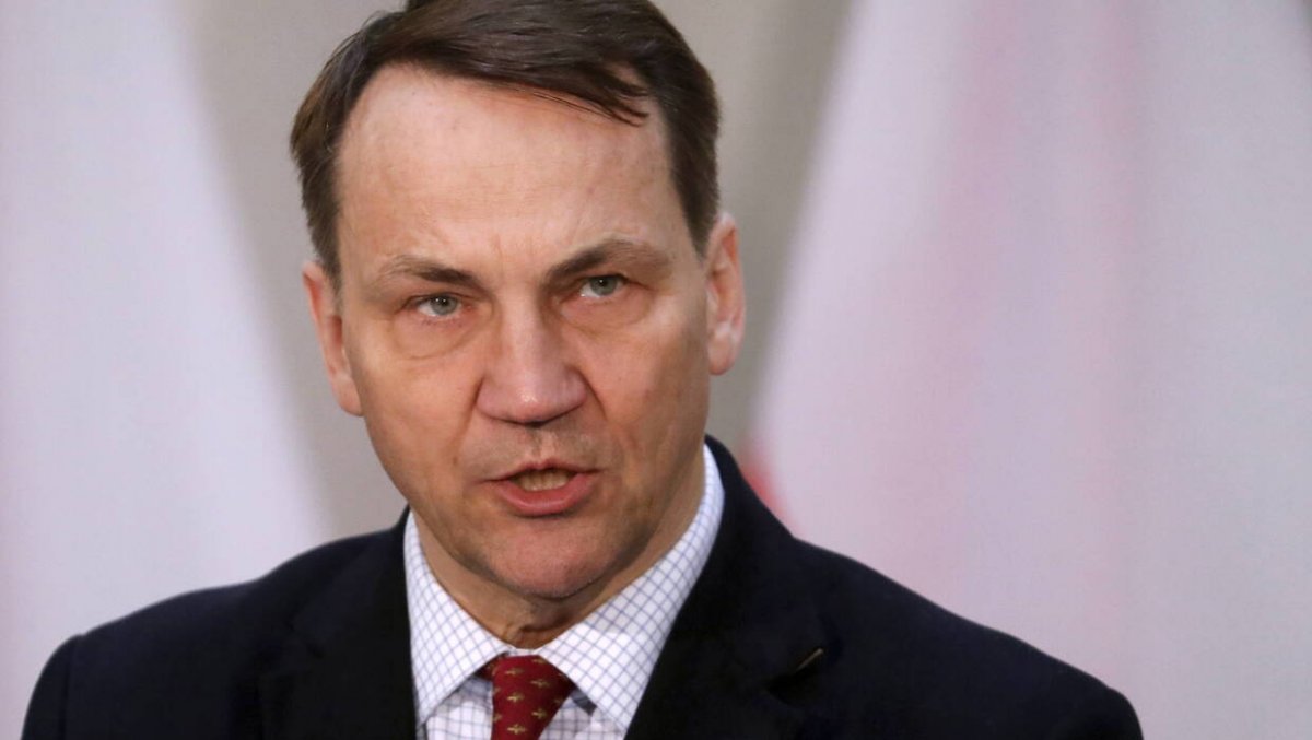 Sikorski: Białoruś musi znaleźć i wydać mordercę polskiego żołnierza