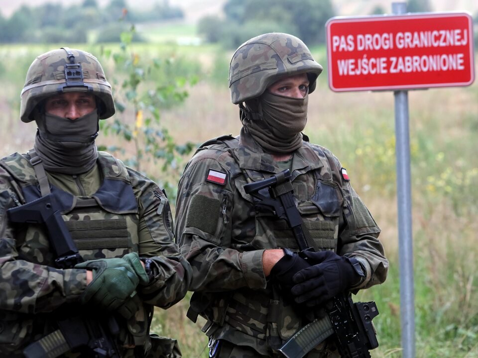 Szef BBN oburzony zatrzymaniem żołnierzy za oddanie strzałów ostrzegawczych