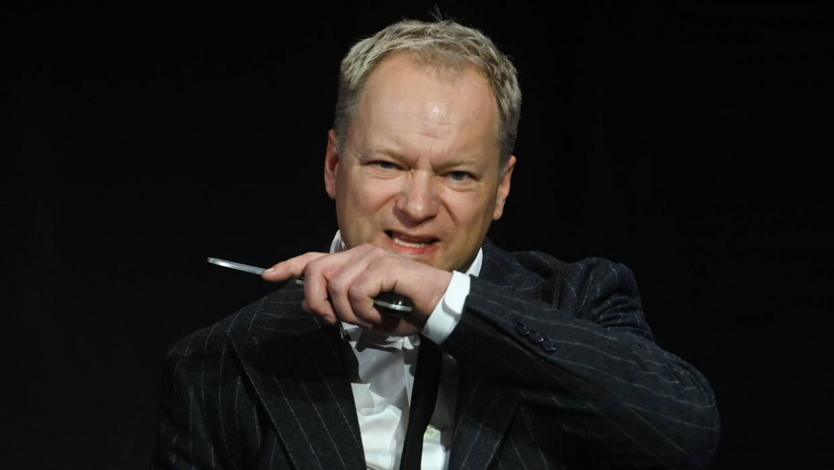  Jak przemoc zastąpić prawem. Premiera 
