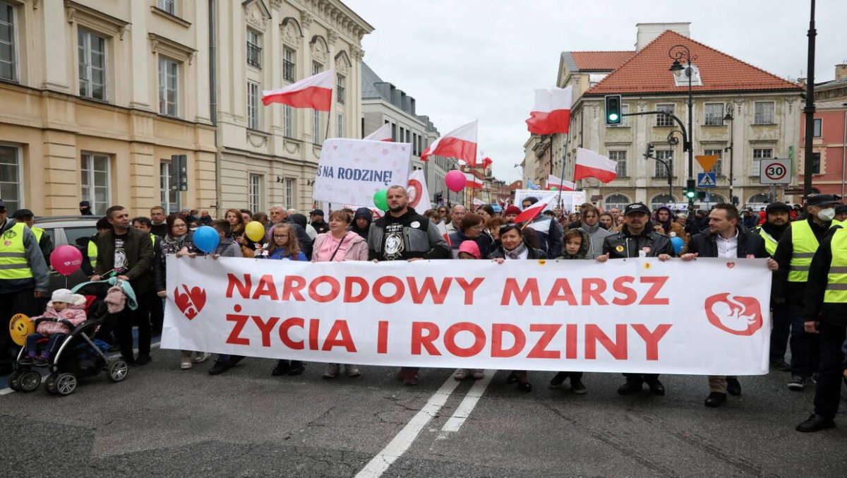 Niedzielne utrudnienia związane z przemarszami