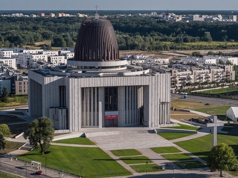 Świątynia Opatrzności zamiast wiernych to filmowców gości