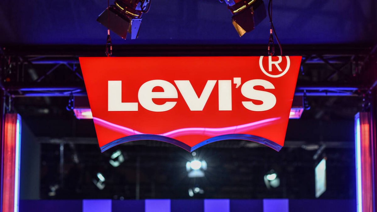 Prezydent Płocka ws. likwidacji zakładu Levi Strauss: trwają poszukiwania inwestorów i pracodawców