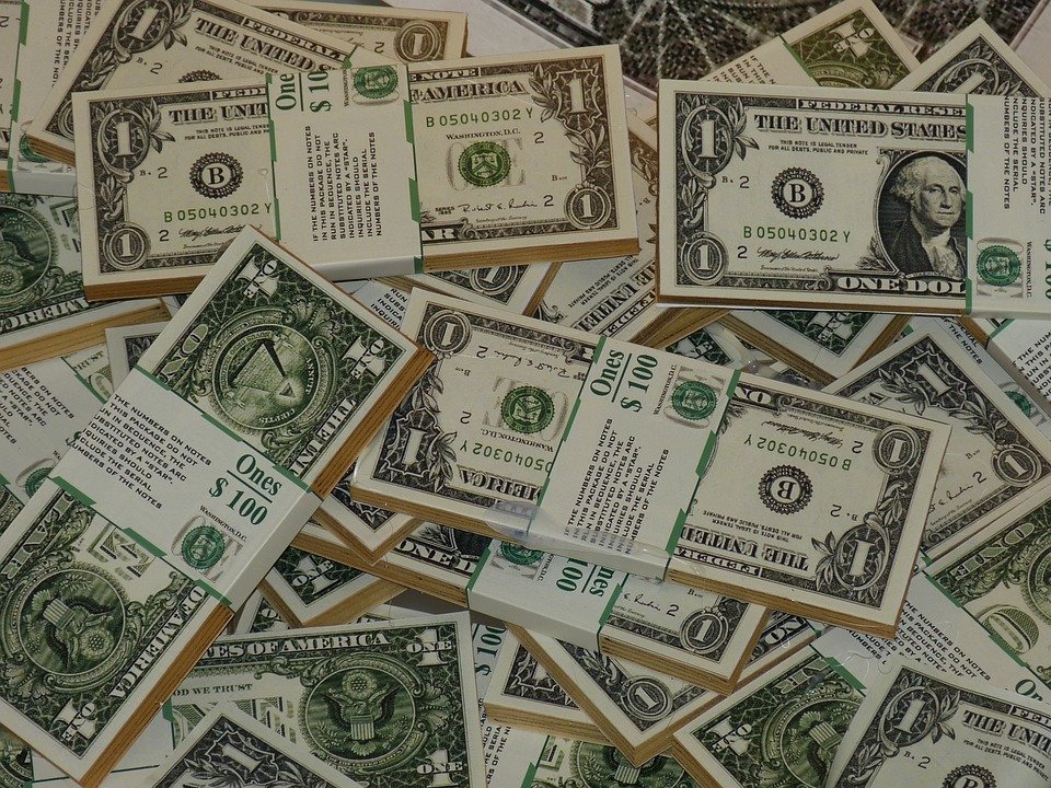 Skradziono 30 mln dolarów w gotówce