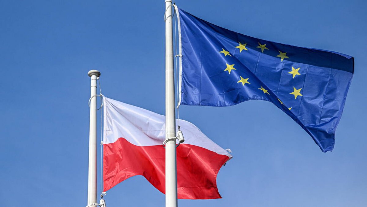 Zapytano Polaków o Unię Europejską. Ich entuzjazm słabnie