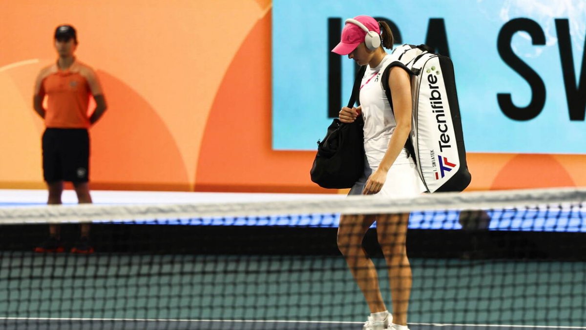 Iga Świątek odpadła z turnieju WTA w Miami po porażce z Rosjanką Jekateriną Aleksandrową