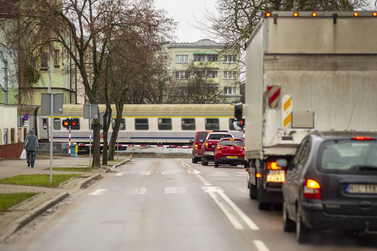 Przejazd kolejowy w Płocku na dw 567 będzie czasowo zamknięty dla samochodów