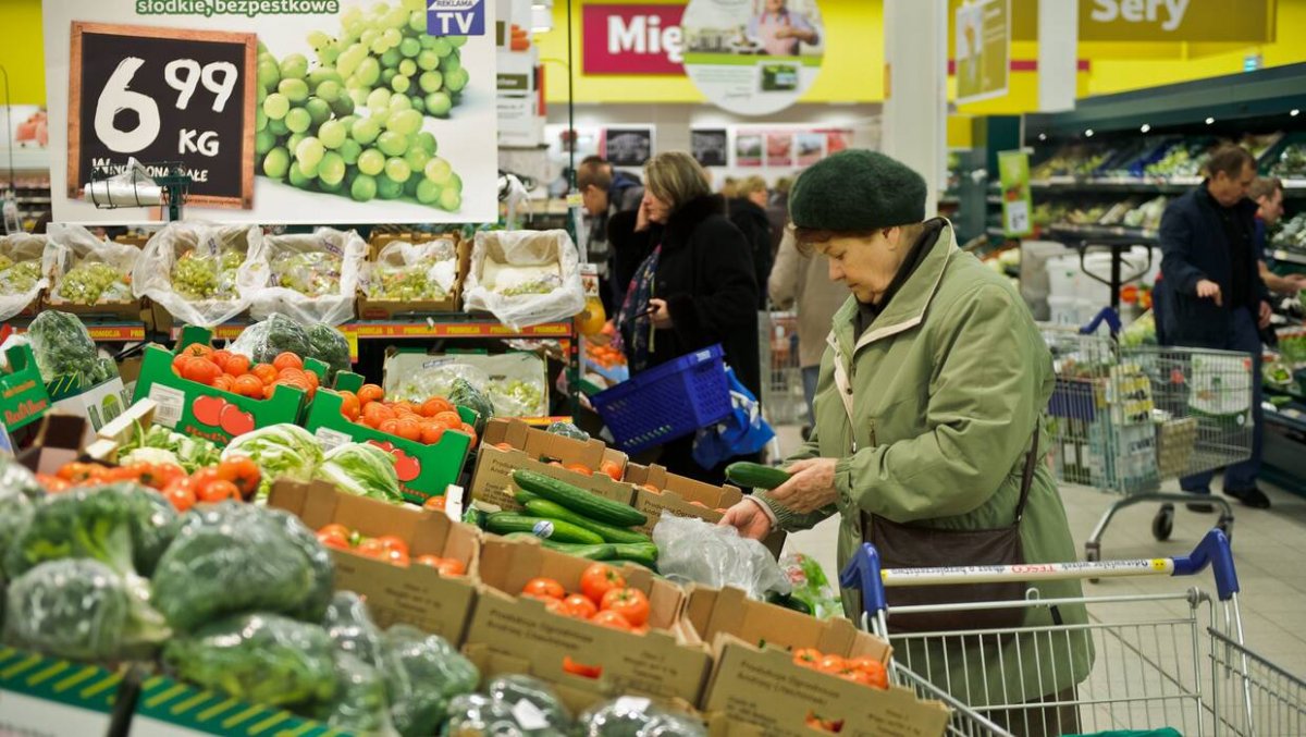 Co dalej ze stawką VAT na żywność? Rząd podjął decyzję