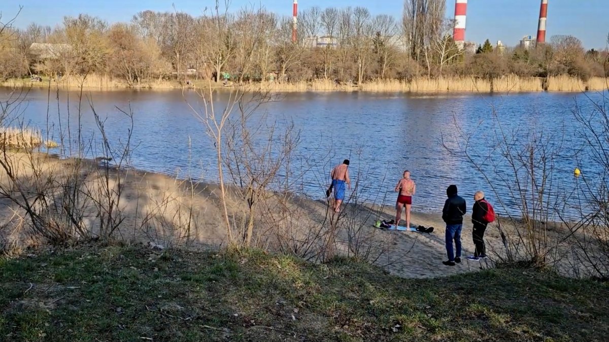 Odkryj uroki Jeziora Czerniakowskiego: Doskonałe miejsce do odpoczynku i rekreacji