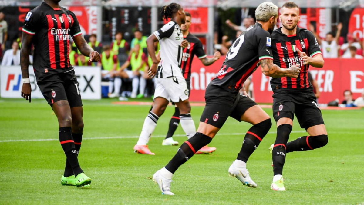 Derby Manchesteru, Napoli gra z Juventusem