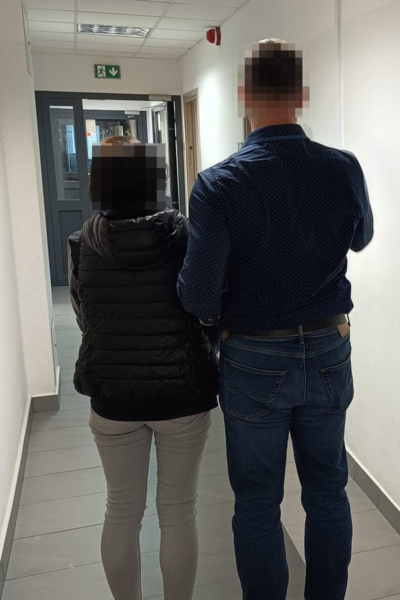 Weszła do mieszkania i... ukradła torebkę. Wpadła w ręce warszawskiej policji