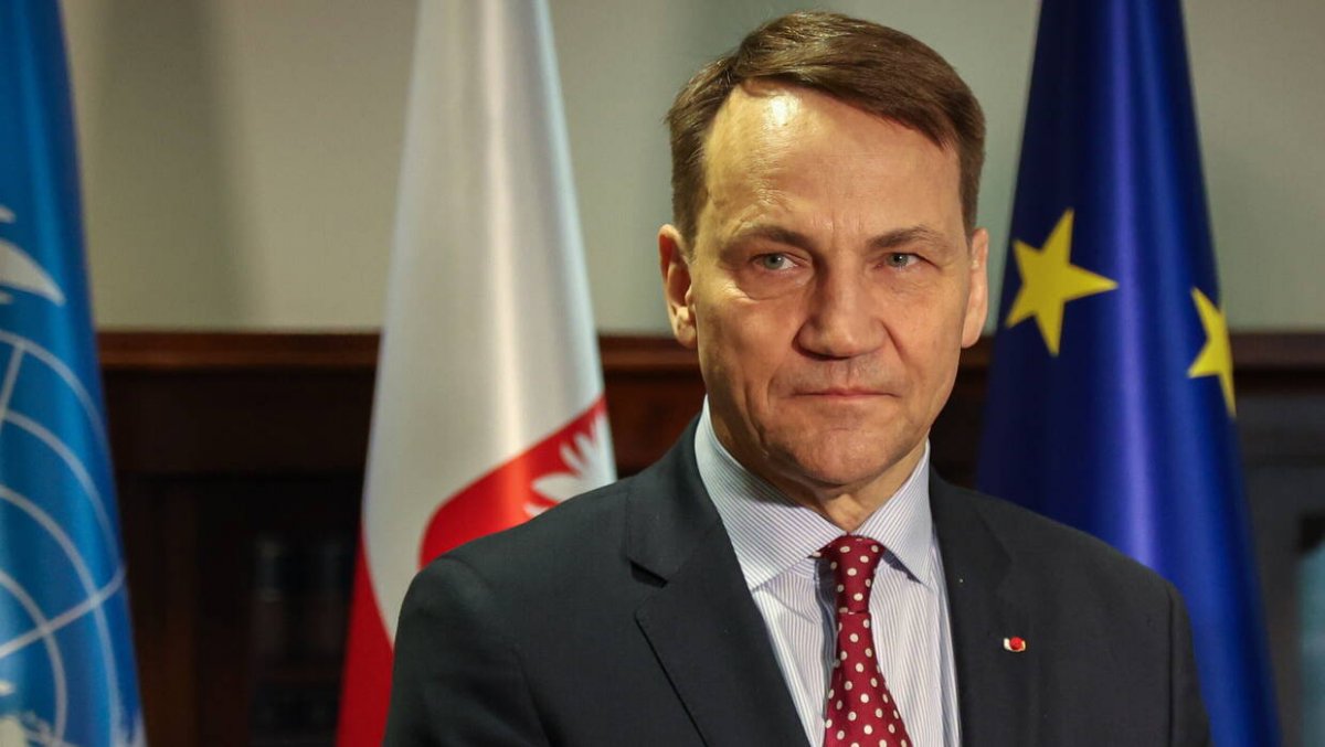 Sikorski: Groźby jądrowe Putina są głównie puste, nie powinny nas powstrzymywać