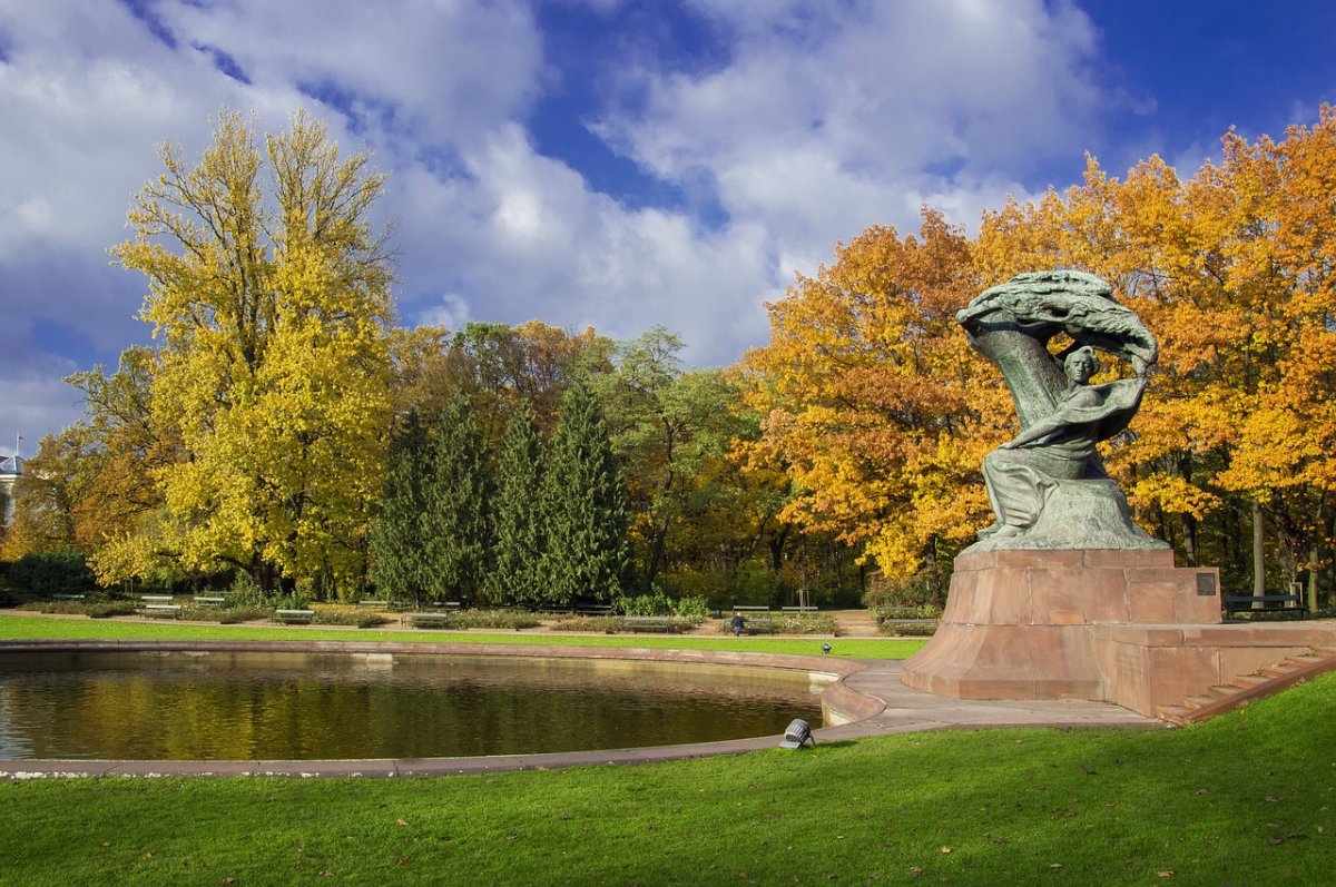 Warszawa rozbrzmiewa muzyką Chopina
