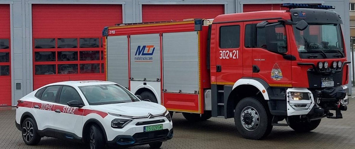 Miejscy strażacy dostali nowe samochody, to sprzęt, który posłuży bezpieczeństwu Polaków