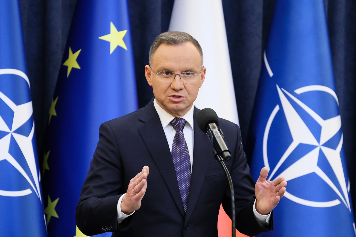 Prezydent: rząd chce przywracać tak zwaną praworządność butem, knutem i pałką