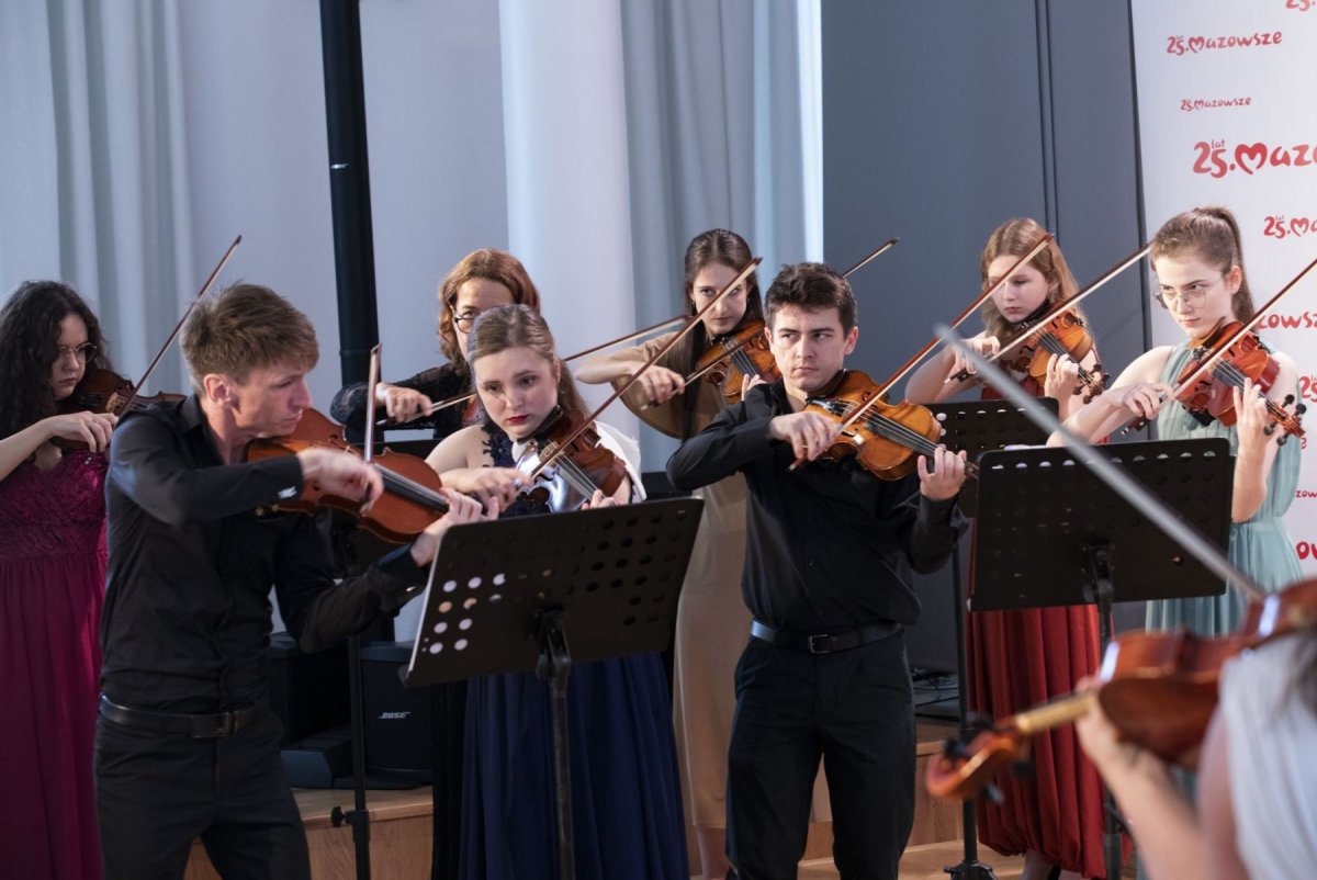 Orkiestra Kameralna Aleksandria zagra najpiękniejsze serenady, walce i romanse