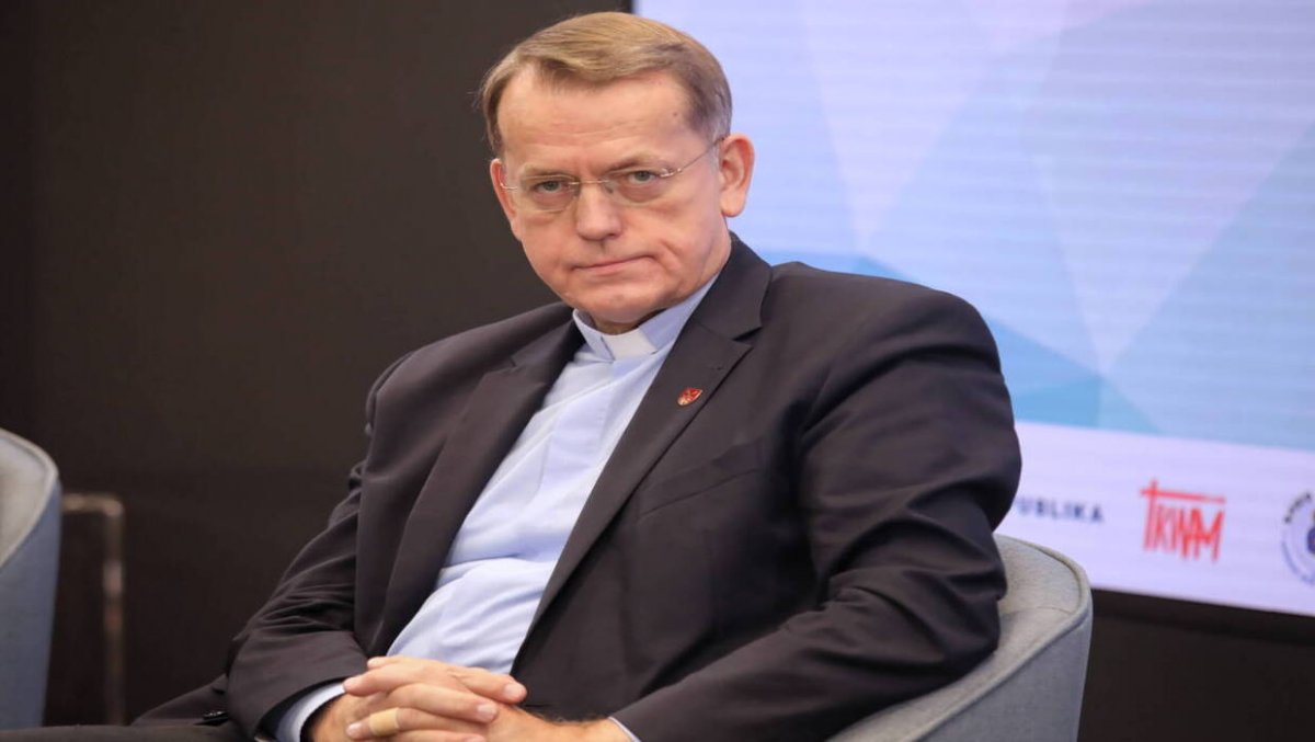 Ks. prof. Dariusz Oko ostrzega Polaków: „Czeka nas nowy ciężki bój z kolejną totalitarną ideologią