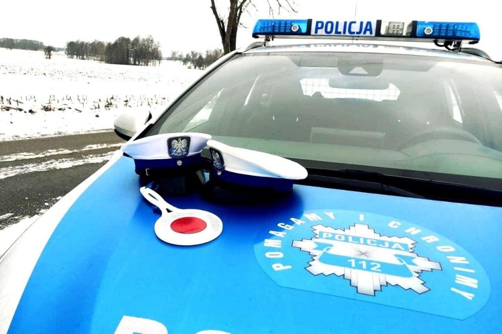 Policjant zrobił to, za co sam by ukarał. Nie obyło się bez mandatu